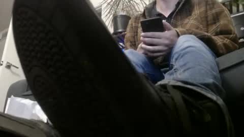 Snapshot of laidback_and_chill chatting on 01-17-25, 04:49 Rick online show from 01-17-25, 04:49