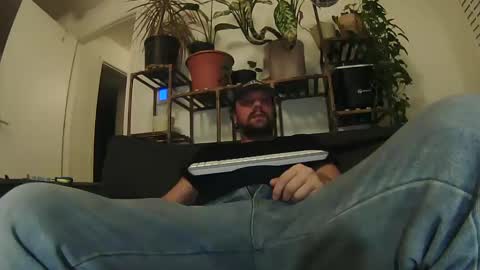 Snapshot of laidback_and_chill chatting on 01-23-25, 05:56 Rick online show from 01-23-25, 05:56