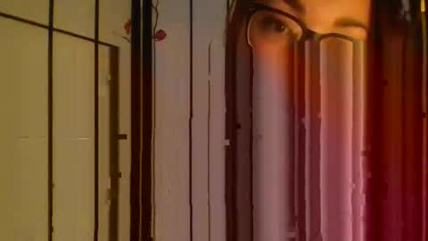 Laika Darling online show from 09-20-25, 03:51