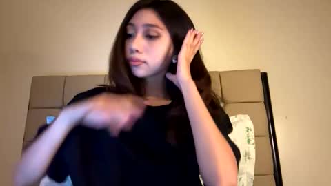 Snapshot of lailah444 chatting on 06-10-26, 11:09 lailah444 online show from 06-10-26, 11:09