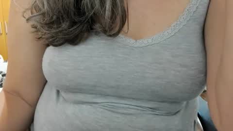 LAILA online show from 11-27-25, 03:36