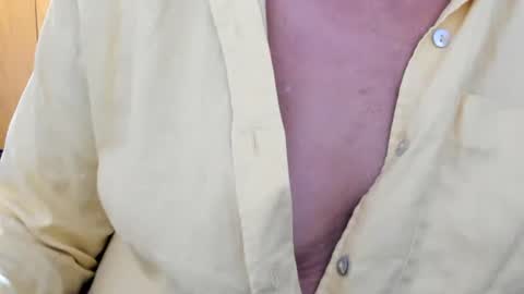 Snapshot of lailasensu chatting on 04-16-26, 05:36 LAILA online show from 04-16-26, 05:36
