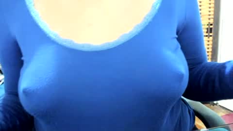 Snapshot of lailasensu chatting on 06-24-26, 11:20 LAILA online show from 06-24-26, 11:20
