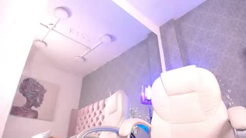 Snapshot of lailastilwills chatting on 06-29-26, 10:15 Laila Stilwills online show from 06-29-26, 10:15