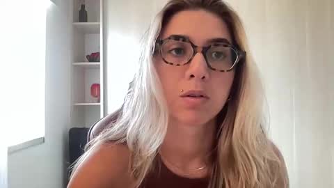 lailayourangel online show from 12-19-25, 05:20