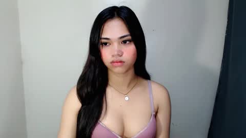 Snapshot of laire_allure chatting on 05-07-26, 06:41 laire online show from 05-07-26, 06:41