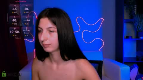Snapshot of laisy_flay chatting on 04-19-26, 08:11 laisy online show from 04-19-26, 08:11