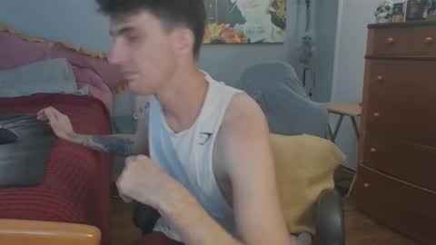 Snapshot of lakat133 chatting on 10-20-25, 12:44 lakat133 online show from 10-20-25, 12:44