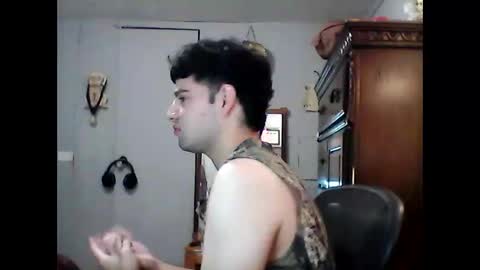 Snapshot of lakewood4523 chatting on 03-28-26, 05:18 Carlosss online show from 03-28-26, 05:18