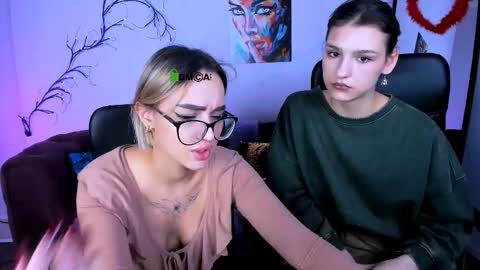 Lakki online show from 11-28-25, 09:23