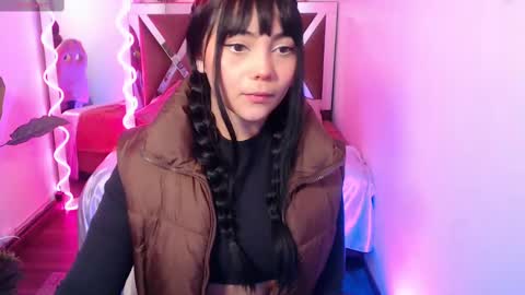 Snapshot of lakshmi_tay chatting on 01-09-25, 11:47 lakshmi_tay online show from 01-09-25, 11:47