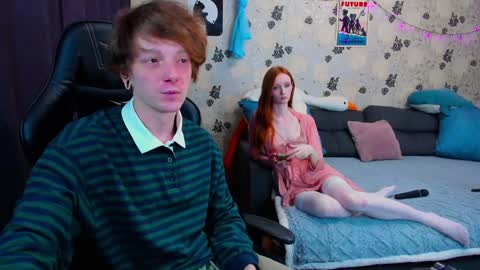 Snapshot of laksmrrr chatting on 01-14-25, 10:59 Lu  Alex online show from 01-14-25, 10:59