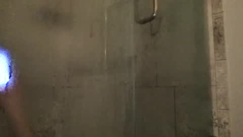 Snapshot of lala8888 chatting on 03-01-25, 01:43 lala8888 online show from 03-01-25, 01:43