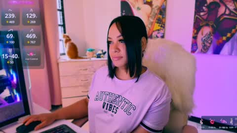 lalablack1_ online show from 12-19-24, 09:17