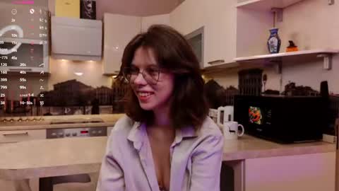Julia online show from 06-28-26, 08:04