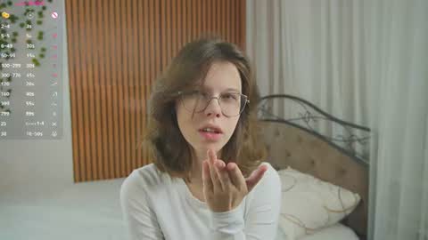 Julia online show from 07-18-26, 08:12