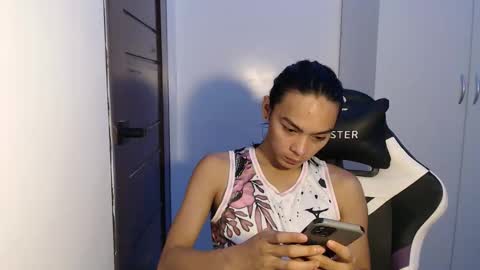 Snapshot of lalakinghugecock_2 chatting on 09-17-25, 06:42 lalakinghugecock_2 online show from 09-17-25, 06:42