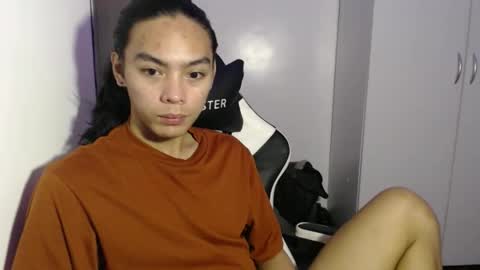 Snapshot of lalakinghugecock_2 chatting on 10-14-25, 05:03 lalakinghugecock_2 online show from 10-14-25, 05:03