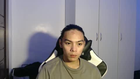 Snapshot of lalakinghugecock_2 chatting on 11-10-25, 05:12 lalakinghugecock_2 online show from 11-10-25, 05:12