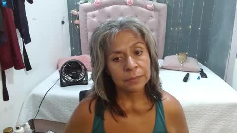 lalisha online show from 10-28-25, 01:20