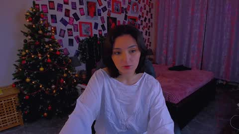 Snapshot of lalita_aml4 chatting on 01-04-25, 09:52 Raily online show from 01-04-25, 09:52