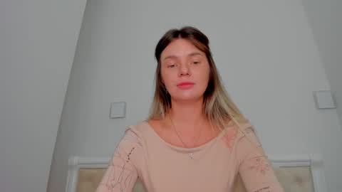 Lallie  online show from 11-06-25, 12:39