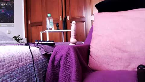 Lola online show from 07-16-26, 06:03