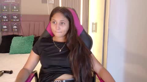 Laura online show from 11-08-25, 12:27