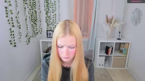 Laly online show from 10-01-25, 11:27