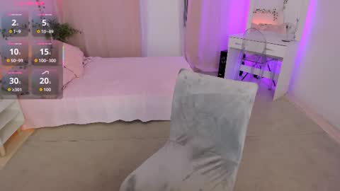Laly online show from 06-17-26, 10:39