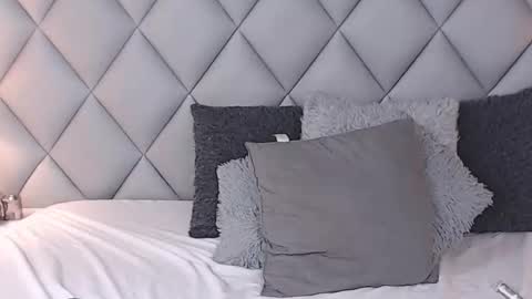 Laly Castro online show from 02-06-25, 11:15