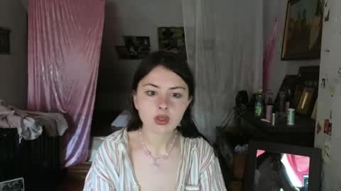 Snapshot of lama111111mama chatting on 05-17-26, 11:06 I work 5PM to 9 PM EST New York online show from 05-17-26, 11:06