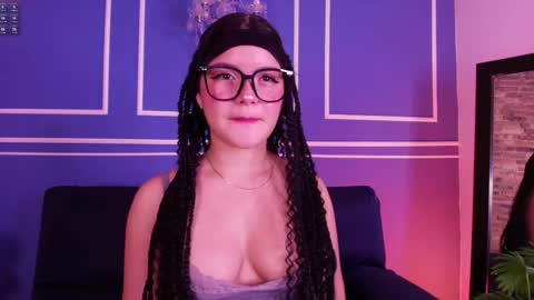 Snapshot of lana_beket_ chatting on 12-18-25, 11:27 Lana online show from 12-18-25, 11:27