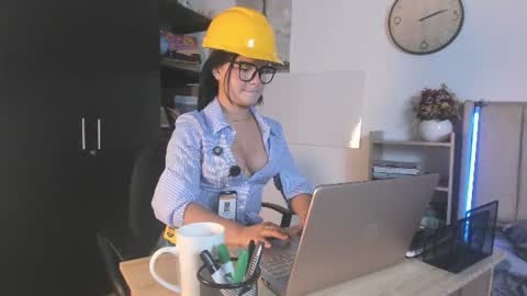 Snapshot of lana_beket_ chatting on 07-24-26, 07:12 Lana online show from 07-24-26, 07:12