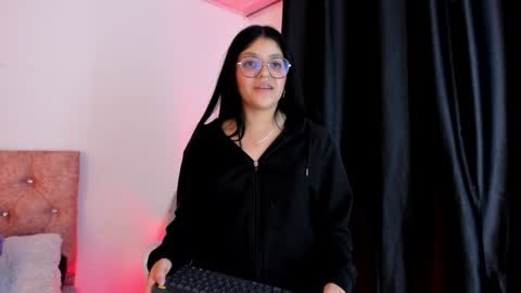 ... .          . ... online show from 02-03-25, 06:17