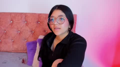 ... .          . ... online show from 02-10-25, 03:32