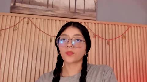 Snapshot of lana_dol chatting on 12-20-25, 01:51 ... . . ... online show from 12-20-25, 01:51