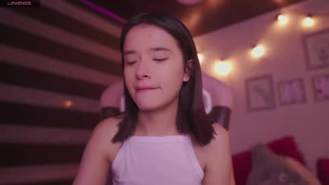 Snapshot of lana_dreams_ chatting on 11-15-25, 12:08 Lana online show from 11-15-25, 12:08