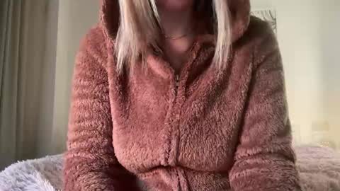 Lana online show from 02-17-26, 07:05