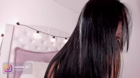 Snapshot of lana_owens1 chatting on 10-27-25, 08:13 Lana Owens online show from 10-27-25, 08:13