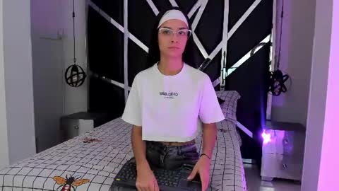 Snapshot of lana_rhoaades chatting on 06-18-26, 11:36 lana_rhoaades online show from 06-18-26, 11:36