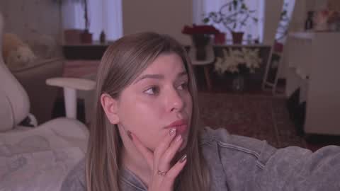 Snapshot of lana_rosy chatting on 01-25-25, 11:34 Alana online show from 01-25-25, 11:34