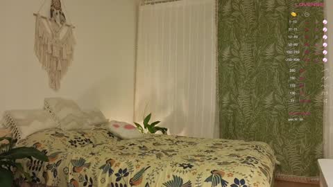 Lana online show from 11-30-25, 06:45