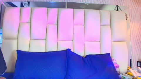 Snapshot of lana_sliim chatting on 05-11-26, 02:45 Vanessa online show from 05-11-26, 02:45