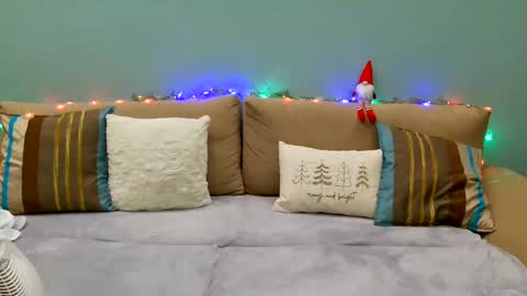 Lana online show from 12-23-24, 09:51