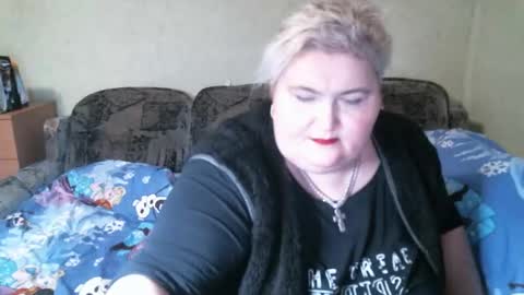 lanacat555 online show from 02-11-25, 11:12