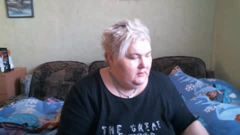 lanacat555 online show from 02-12-25, 11:51