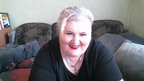 lanacat555 online show from 03-11-25, 01:45