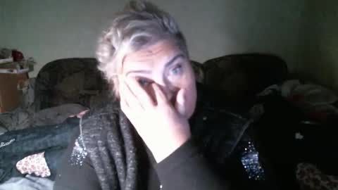 Snapshot of lanacat555 chatting on 12-14-25, 10:58 lanacat555 online show from 12-14-25, 10:58