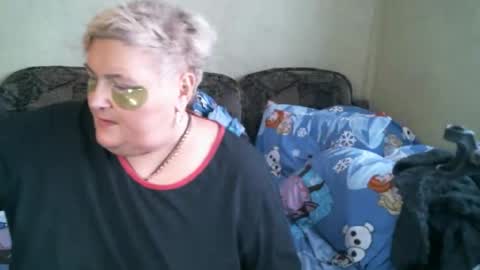 Snapshot of lanacat555 chatting on 01-11-26, 01:05 lanacat555 online show from 01-11-26, 01:05